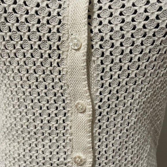 Cute handmade crochet white cardigan - Picture 3 of 3